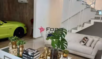 Casa / Condomínio Floradas da Serra / Urbanova / 04 Dormitórios / 290m² / São José dos Campos