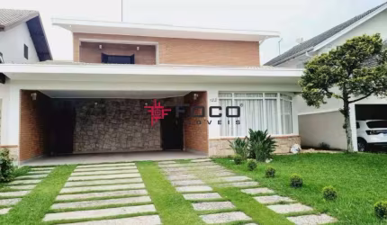 Casa com 5 quartos, 385m² por R$ 2.400.000,00 - Conjunto Residencial Esplanada do Sol