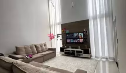 Casa  /  Chácara Oliveira   / 03 Dormitórios / 01 Suíte / 250M²TE / 200M²AC / São José dos Campos