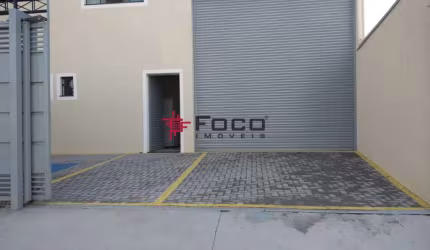 Venda / Galpão Comercial / Altos de Santana / Escritório / 04 banheiros / Copa / 312m² de terreno / 372m² de construção/ Jacareí.