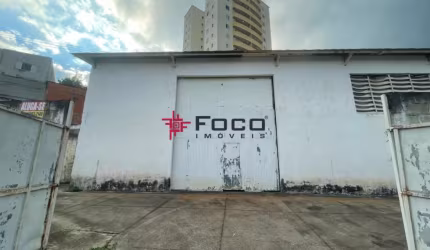 Galpão com 500m² para Locação no Jardim Satélite - R$15.000