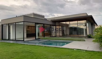 Casa de Alto Padrão com 4 suítes, 600m² por R$ 6.450.000,00 - Urbanova