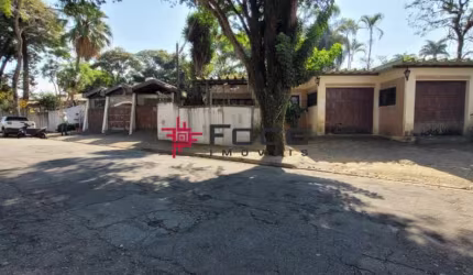 Casa comercial de 280m² no Jardim Esplanada