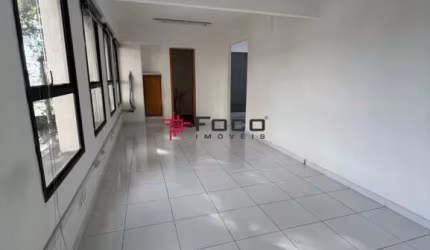 Sala comercial no Espaço Empresarial SKY I / Centro / 44 m² / Vaga de garagem / São José dos Campos
