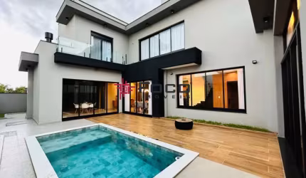 Sobrado no  Condomínio Mont Blanc / 04 Dormitórios / 04 Suítes / 464M²TE / 323M²AC / São José dos Campos