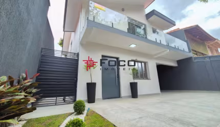 Sobrado com edícula - Bosque dos eucaliptos - 05 dormitórios - 215m²