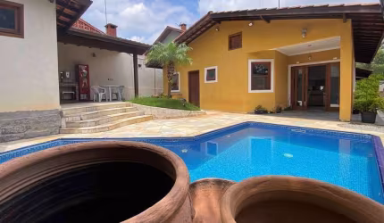 Residence Plaza - 3d(1sts) Ótima casa, lareira, piscina e gourmet!