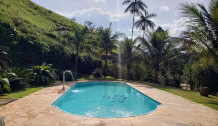Excelente Chácara  bem próxima da cidade.