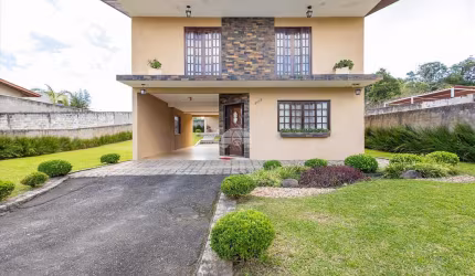 Casa com 3 quartos à venda na Rua Professor Alberto Piekas, 3015, Colônia Vila Prado, Almirante Tamandaré, 225 m2 por R$ 1.450.000