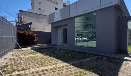 Aluguel Casa Comercial Centro de Macaé-RJ