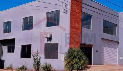 Aluga-se Salão Comercial em Barretos-SP.