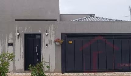 Residência em Alto Padrão a Venda em Colina-SP.