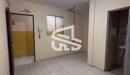 kitnet para locação com 15 m² com banheiro na Rua Canindé, 544 - Pari