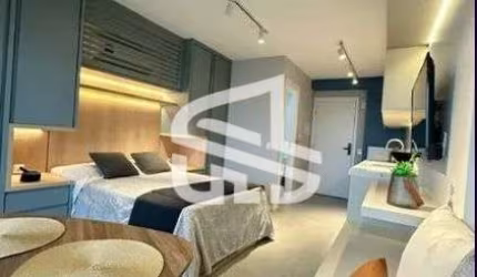Studio 26m totalmente mobiliado, em Pinheiros. Primeiro Aluguel, ideal para quem busca conforto e serviços de alto padrão, com uma vista livre para todo o bairro de Pinheiros, Vila Madalena e Parque V