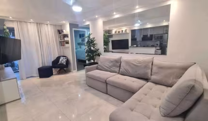 Lindo apartamento á venda com 2 dormitórios 64m2