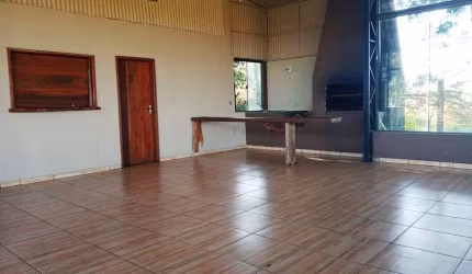 Fazenda/Sítio/Chácara para venda possui 6000 metros quadrados com 4 quartos
