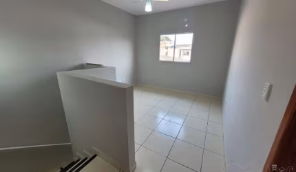 Casa Sobreposta para Venda em Praia Grande, Sítio do Campo, 2 dormitórios, 1 banheiro, 1 vaga