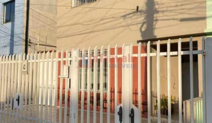 Sobrado com 3 quartos, Jardim Santa Maria, Jacareí - R$ 450 mil, Cod: 8938