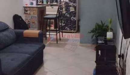 Sobrado com 3 quartos, Jardim do Marquês, Jacareí - R$ 300 mil, Cod: 14454