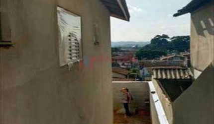 Casa com 3 quartos, Jardim das Indústrias, Jacareí - R$ 320 mil, Cod: 6151