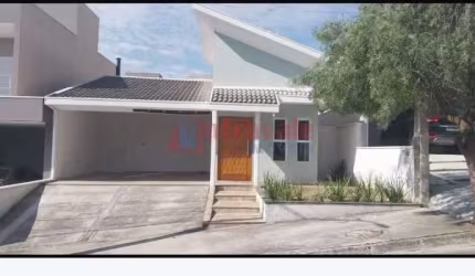 Casa de Condomínio com 3 quartos, Condomínio Residencial Fogaça, Jacareí - R$ 900 mil, Cod: 14256