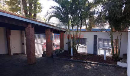 Casa com 4 quartos, Jardim América, Jacareí - R$ 690 mil, Cod: 11895