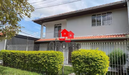 Sobrado com 3 dormitórios à venda, 137 m² por R$ 990.000,00 - Jardim das Américas - Curitiba/PR