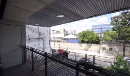Excelente Prédio Comercial na Barra Funda.