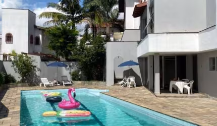 Piscina maravilhosa.