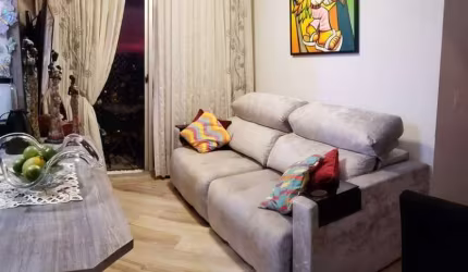 Linda cobertura - Em frente ao Monotrilho Oratório