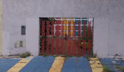 Terreno com Sobrado no Ipiranga – Versátil para Clínica, Pet Shop, Escola ou Residência Ampla