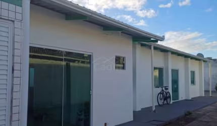 CASA PARA ALUGAR, R$ 2.500,00 CENTRO NAVEGANTES/SC.