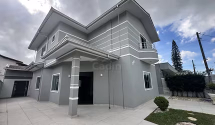 CASA DE 03 DORMITÓRIOS, R$1.400.000,00 CENTRO DE NAVEGANTES