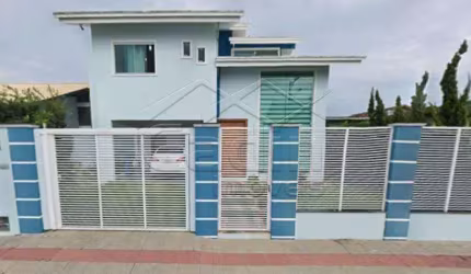 CASA 03 DORMITÓRIOS, CENTRO, NAVEGANTES