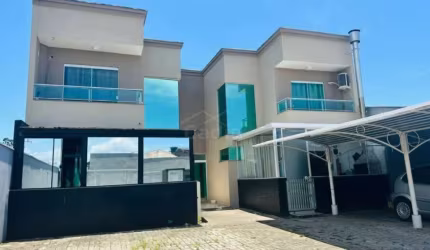 SOBRADO 2 DORMITÓRIOS, R$435.000,00 NO GRAVATÁ EM NAVEGANTES/SC