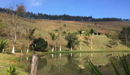 Sítio para Venda em Nazaré Paulista, BAIRRO DO RIBEIRÃO ACIMA, 2 dormitórios, 1 suíte, 1 banheiro, 3 vagas