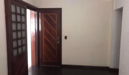 ÓTIMO APARTAMENTO DE 2 QUARTOS NO CENTRO DE SÃO GONÇALO-RJ