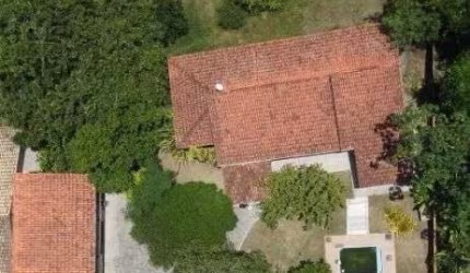 Imóvel para venda tem 550 metros quadrados com 6 quartos em Centro - Maricá - RJ