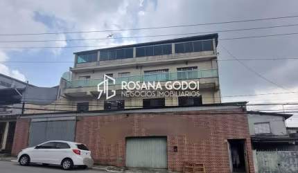 Sobrado à venda no bairro Canhema - Diadema/SP