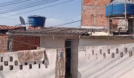 Casa - Padrão, para Venda em Embu das Artes/SP