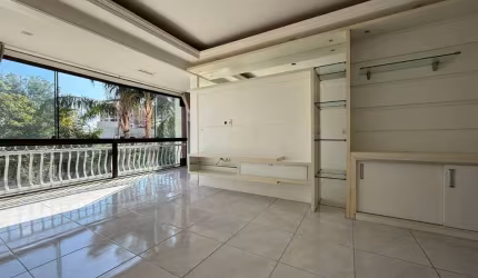 Apartamento com 3 quartos à venda na Rua Bispo William Thomas, 240, Teresópolis, Porto Alegre por R$ 679.000