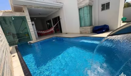 Sobrado Residencial Villa Bella, com 267 metros quadrados com 4 quartos