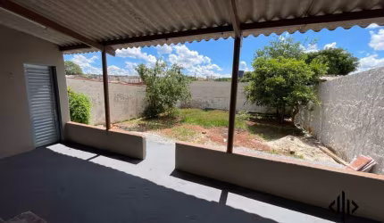 Casa de esquina no Bairro Vila Goiás – Anápolis – GO, com;