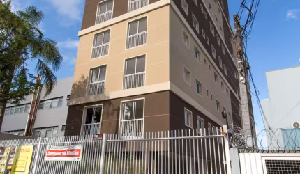 Studio mobiliado a 100 metros da PUC. Direto com o proprietário.