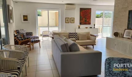 Apartamento à Venda em Condomínio Pé na Areia Frontal na Praia da Riviera de São Lourenço | 330m², 4/2 Suítes, 3 Vagas | Ótima Privacidade, Piscina