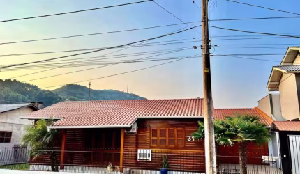 Excelente opção de casa mista em Morro Reuter!