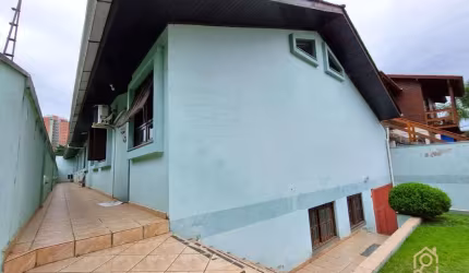 Casa à venda no bairro Desvio Rizzo - Caxias do Sul/RS