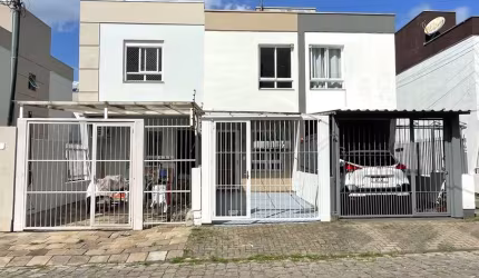 Casa com 2 quartos à venda na Ana Rech, Caxias do Sul , 49 m2 por R$ 240.000