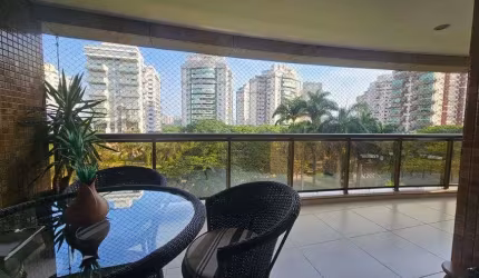 Península (Barra) - Evidence - 4 quartos com 150m²