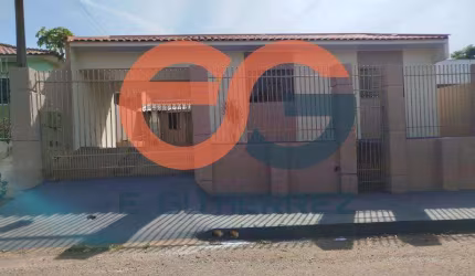 Oportunidade no Jardim América – Casa Ampla, Recém-Pintada e Documentação em Dia!